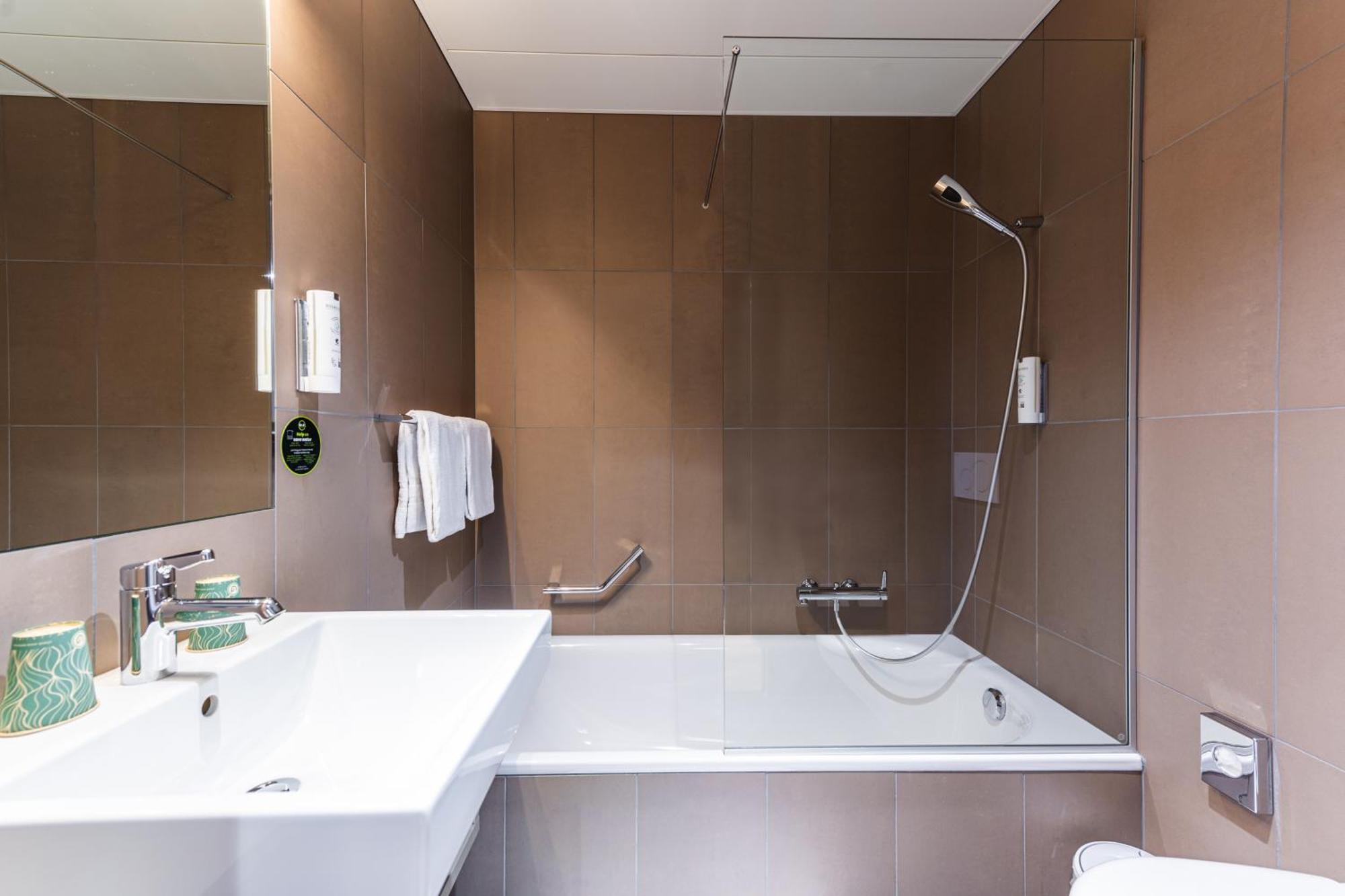 B&B Hotel Lausanne קריסייר מראה חיצוני תמונה